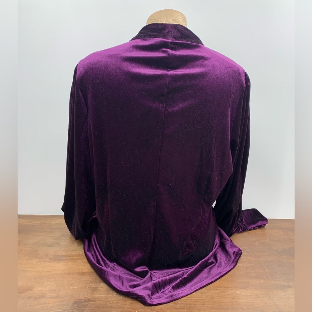 Unique Vintage Gwen Blouse Dark Purple Velvet Size XL NWT - Picture 8 of 13